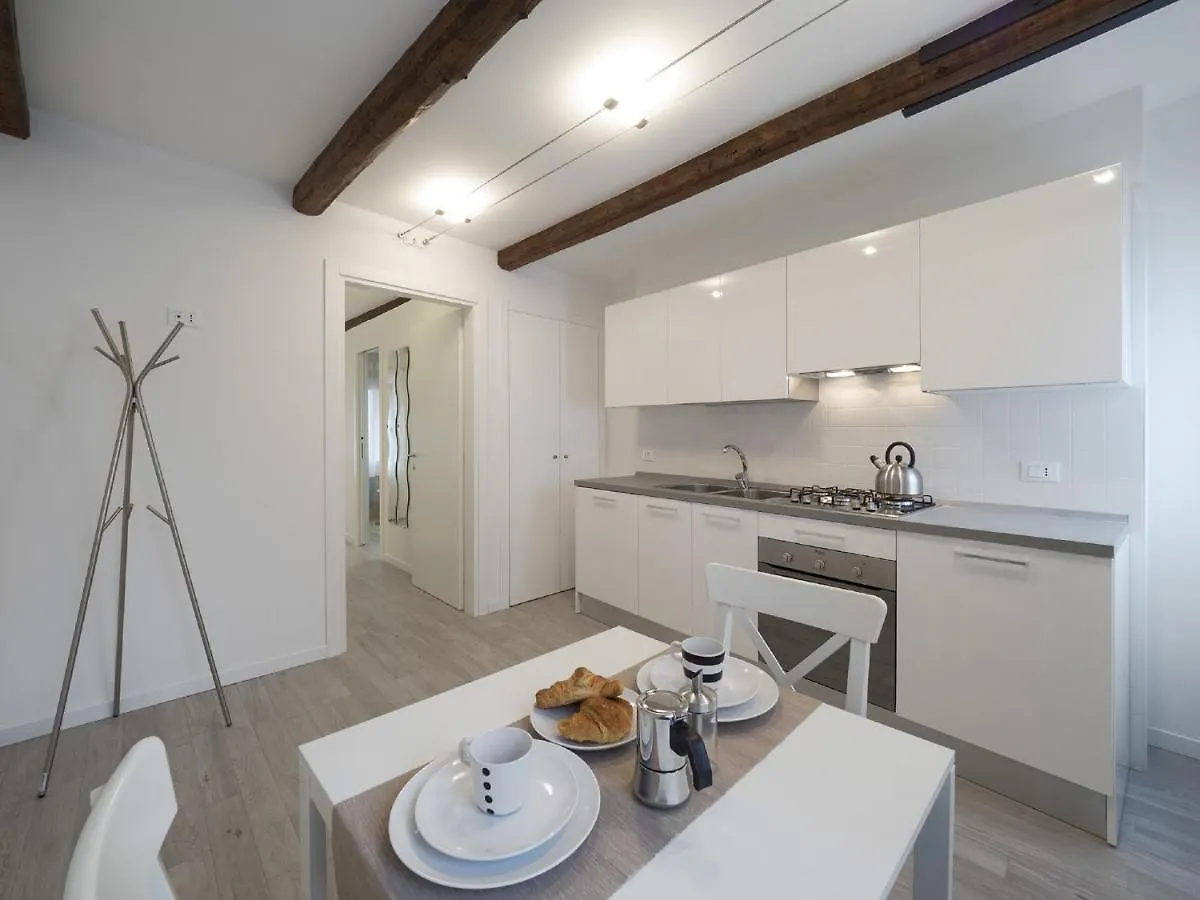 Residence Ss Giovanni E Paolo By Wonderful Italy Velence Apartman